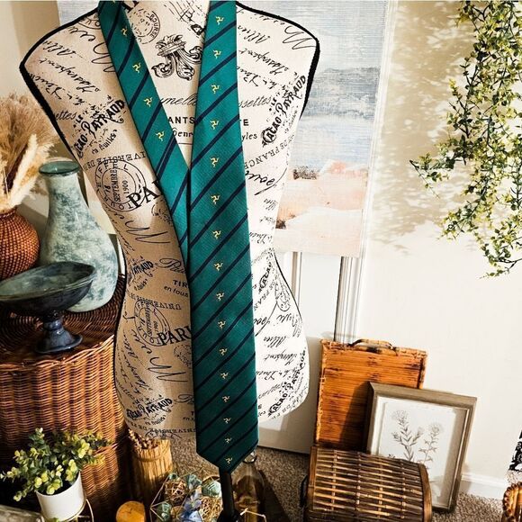 VTG Lloyd Attree & Smith Dapper Academia Style Tie. - Picture 7 of 13